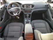 ✅ 2019 Hyundai Ioniq • VIN: KMHC65LD3KU159724 • Лот: 43084935. Опубликован ранее на Copart с пробегом 111 112 миль. Бесплатный доступ к архиву аукционных продаж из США и подробный отчёт об истории автомобиля на DreamBid. Изображение 8.