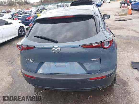 ✅ 2022 Mazda CX-30 S Carbon Edition • VIN: 3MVDMBCL0NM458115 • Lot: 41223224. Listed on IAAI with 67,066 mi. Free auction sales archive from the USA and detailed vehicle history report at DreamBid. Image 16.