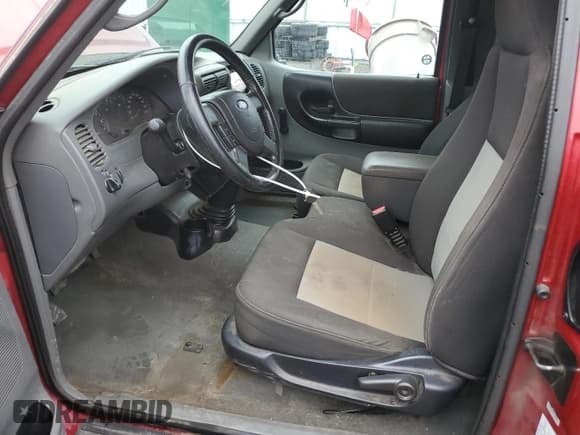 ✅ 2006 Ford Ranger STX • VIN: 1FTZR44E96PA33895 • Lot: 71037155. Listed on Copart with 211,751 mi. Free auction sales archive from the USA and detailed vehicle history report at DreamBid. Image 7.