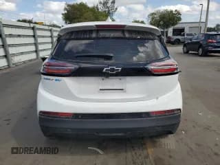 ✅ 2023 Chevrolet Bolt EV 2LT • VIN: 1G1FX6S08P4110800 • Lot: 46308505. Wystawiony na Copart z przebiegiem 66 274 mil. Bezpłatny archiwum sprzedaży aukcyjnych z USA i szczegółowy raport historii pojazdu na DreamBid. Zdjęcie 6.