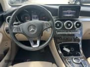 ✅ 2017 Mercedes-Benz GLC 300 • VIN: WDC0G4KB4HF243783 • Лот: 43236737. Опубликован ранее на IAAI с пробегом 99 632 миль. Бесплатный доступ к архиву аукционных продаж из США и подробный отчёт об истории автомобиля на DreamBid. Изображение 13.