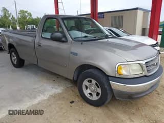 ✅ 2003 Ford F-150 XL • VIN: 2FTRF172X3CA56799 • Лот: 43873443. Опубликован ранее на IAAI с пробегом 160 031 миль. Бесплатный доступ к архиву аукционных продаж из США и подробный отчёт об истории автомобиля на DreamBid. Изображение 1.