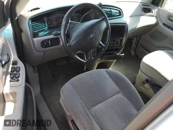 ✅ 2003 Ford Windstar • VIN: 2FMZA50403BB59894 • Lot: 53826105. Listed on Copart with 167,832 mi. Free auction sales archive from the USA and detailed vehicle history report at DreamBid. Image 8.