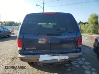 ✅ 2003 Ford Excursion Eddie Bauer • VIN: 1FMNU45S13EB44882 • Лот: 72880424. Опубликован ранее на Copart с пробегом 215 341 миль. Бесплатный доступ к архиву аукционных продаж из США и подробный отчёт об истории автомобиля на DreamBid. Изображение 6.