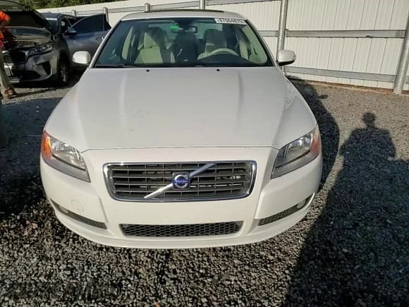 ✅ 2008 Volvo S80 3.2L • VIN: YV1AS982381073775 • Lot: 87064875. Listed on Copart with 117,501 mi. Free auction sales archive from the USA and detailed vehicle history report at DreamBid. Image 13.