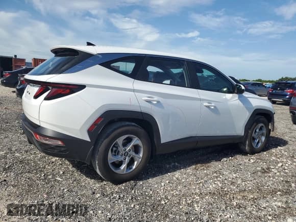 ✅ 2022 Hyundai Tucson SE • VIN: 5NMJA3AE5NH086670 • Lot: 62982505. Wystawiony na Copart z przebiegiem 9 314 mil. Bezpłatny archiwum sprzedaży aukcyjnych z USA i szczegółowy raport historii pojazdu na DreamBid. Zdjęcie 3.