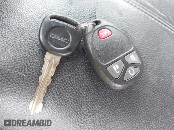 ✅ 2013 GMC Sierra 1500 SLT • VIN: 3GTP2WE72DG194940 • Lot: 43170172. Listed on IAAI with 190,690 mi. Free auction sales archive from the USA and detailed vehicle history report at DreamBid. Image 11.