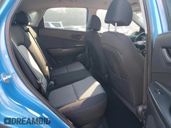 ✅ 2018 Hyundai Kona SEL • VIN: KM8K2CAAXJU080893 • Lot: 71932435. Listed on Copart with 141,106 mi. Free auction sales archive from the USA and detailed vehicle history report at DreamBid. Image 10.