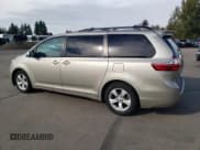 ✅ 2016 Toyota Sienna LE • VIN: 5TDKK3DC3GS736317 • Lot: 82679665. Listed on Copart with 200,112 mi. Free auction sales archive from the USA and detailed vehicle history report at DreamBid. Image 2.