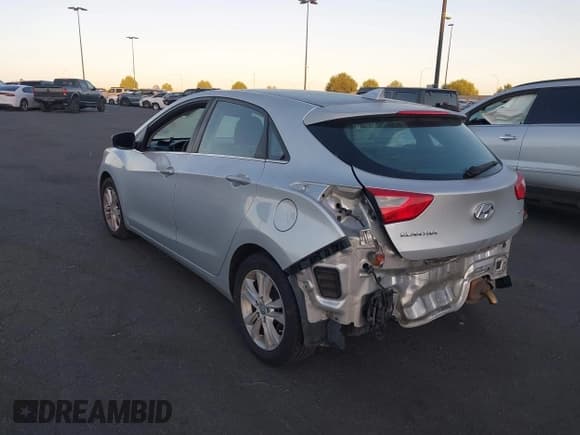 ✅ 2013 Hyundai Elantra • VIN: KMHD35LE8DU109118 • Lot: 43599644. Listed on IAAI with 148,008 mi. Free auction sales archive from the USA and detailed vehicle history report at DreamBid. Image 3.