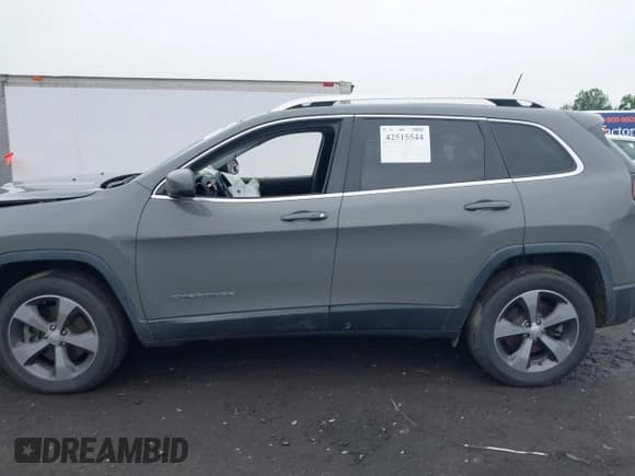 ✅ 2020 Jeep Cherokee Limited • VIN: 1C4PJMDX7LD505976 • Lot: 42515544. Listed on IAAI with 68,531 mi. Free auction sales archive from the USA and detailed vehicle history report at DreamBid. Image 14.