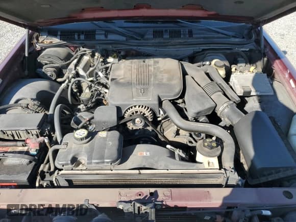 ✅ 2005 Mercury Grand Marquis GS • VIN: 2MEFM74W75X652692 • Lot: 81661215. Wystawiony na Copart z przebiegiem 126 934 mil. Bezpłatny archiwum sprzedaży aukcyjnych z USA i szczegółowy raport historii pojazdu na DreamBid. Zdjęcie 11.