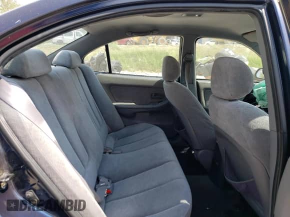 2005 Hyundai Elantra GLS с VIN KMHDN46D65U932381, выставлен на аукционе Copart как лот 67053794 с пробегом 156 868 миль миль и На запчасти • Non repairable. История ставок и продаж доступна на DreamBid. Изображение 10.