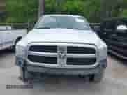 2019 Ram 1500 Big Horn z VIN 1C6RR6TT1KS593811, wystawiony jako IAAI lot #42006658 z przebiegiem 169 121 mil mil oraz . Historia ofert i sprzedaży dostępna na DreamBid. Obrazek 13.