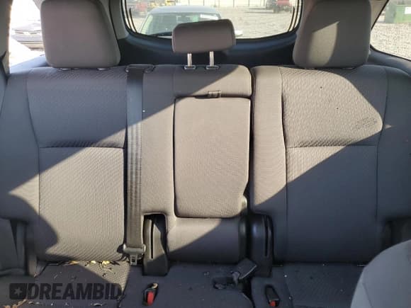 ✅ 2018 Toyota Highlander LE • VIN: 5TDBZRFH3JS487175 • Lot: 80699235. Wystawiony na Copart z przebiegiem 162 282 mil. Bezpłatny archiwum sprzedaży aukcyjnych z USA i szczegółowy raport historii pojazdu na DreamBid. Zdjęcie 10.