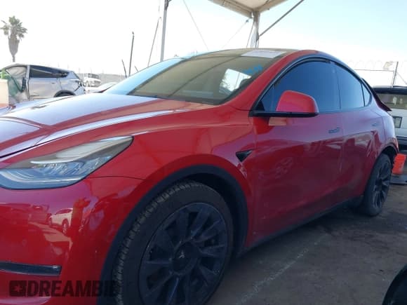 ✅ 2021 Tesla Model Y Long Range • VIN: 5YJYGDEEXMF285369 • Lot: 42895471. Listed on IAAI with Not provided. Free auction sales archive from the USA and detailed vehicle history report at DreamBid. Image 15.