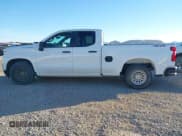 ✅ 2021 Chevrolet Silverado 1500 Work Truck • VIN: 1GCRYAEF2MZ354624 • Lot: 43484384. Wystawiony na IAAI z przebiegiem 56 732 mil. Bezpłatny archiwum sprzedaży aukcyjnych z USA i szczegółowy raport historii pojazdu na DreamBid. Zdjęcie 13.