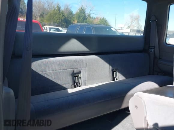 ✅ 1996 Ford F-150 • VIN: 1FTEX15N2TKA33862 • Lot: 43737987. Wystawiony na IAAI z przebiegiem 180 625 mil. Bezpłatny archiwum sprzedaży aukcyjnych z USA i szczegółowy raport historii pojazdu na DreamBid. Zdjęcie 8.