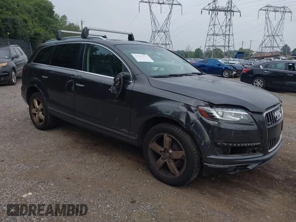 ✅ 2015 Audi Q7 Premium Plus • VIN: WA1LGAFEXFD013108 • Lot: 42916933. Listed on IAAI with 106,607 mi. Free auction sales archive from the USA and detailed vehicle history report at DreamBid. Image 1.
