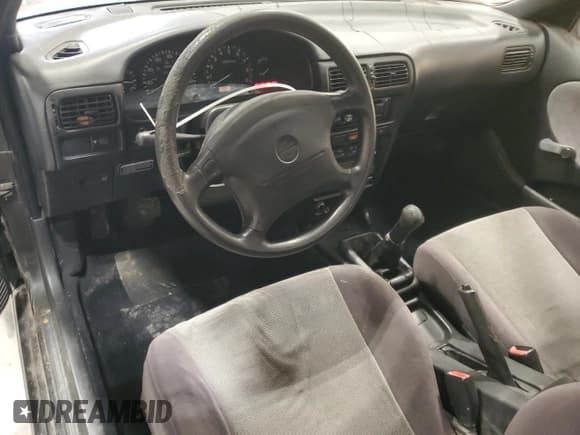 ✅ 1993 Nissan NX • VIN: JN1GB36C5PU200955 • Lot: 82367284. Wystawiony na Copart z przebiegiem 125 815 mil. Bezpłatny archiwum sprzedaży aukcyjnych z USA i szczegółowy raport historii pojazdu na DreamBid. Zdjęcie 8.