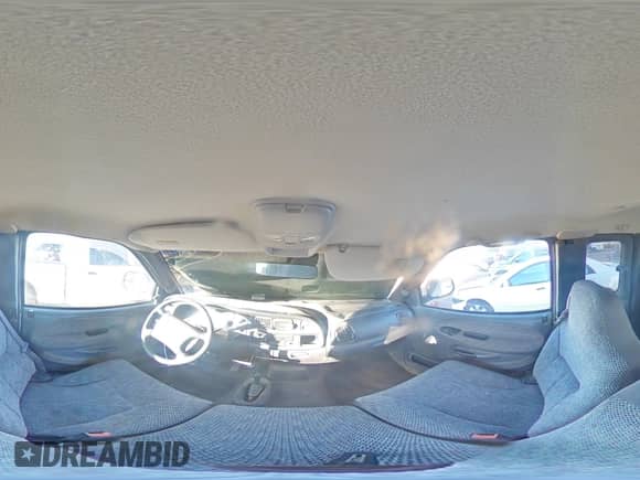 2000 Dodge 1500 с VIN 1B7HF13Z7YJ129408, выставлен на аукционе Copart как лот 81081784 с пробегом 126 875 миль миль и Списание • Salvage title. История ставок и продаж доступна на DreamBid. Изображение 13.