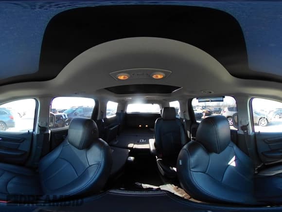 ✅ 2017 GMC Acadia Limited • VIN: 1GKKVSKD5HJ131652 • Lot: 43691645. Wystawiony na IAAI z przebiegiem 134 900 mil. Bezpłatny archiwum sprzedaży aukcyjnych z USA i szczegółowy raport historii pojazdu na DreamBid. Zdjęcie 19.