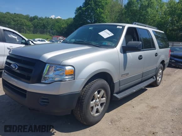 ✅ 2007 Ford Expedition Max XLT • VIN: 1FMFK16587LA78320 • Лот: 42145004. Опубликован ранее на IAAI с пробегом 110 785 миль. Бесплатный доступ к архиву аукционных продаж из США и подробный отчёт об истории автомобиля на DreamBid. Изображение 2.