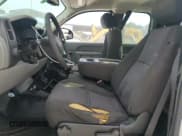 ✅ 2010 Chevrolet Silverado 1500 • VIN: 1GCSCPEA1AZ206290 • Lot: 91825705. Wystawiony na Copart z przebiegiem 178 923 mil. Bezpłatny archiwum sprzedaży aukcyjnych z USA i szczegółowy raport historii pojazdu na DreamBid. Zdjęcie 7.