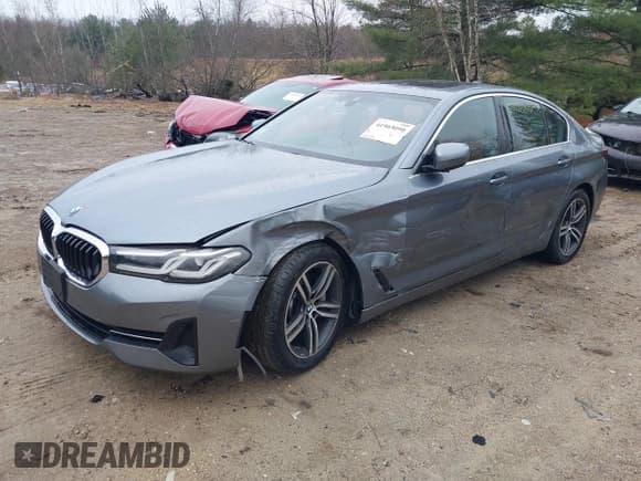 ✅ 2021 BMW 5 Series 530i xDrive • VIN: WBA13BJ05MWX32274 • Lot: 41903090. Listed on IAAI with 43,729 mi. Free auction sales archive from the USA and detailed vehicle history report at DreamBid. Image 17.