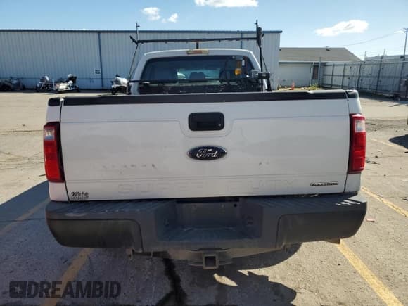 ✅ 2014 Ford F-250 XL • VIN: 1FT7W2AT3EEB10231 • Lot: 72242404. Listed on Copart with 314,412 mi. Free auction sales archive from the USA and detailed vehicle history report at DreamBid. Image 6.
