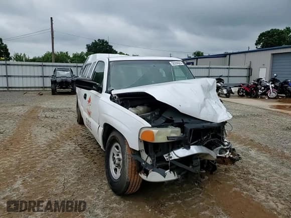 ✅ 2003 GMC Sierra 1500 • VIN: 1GTEC19TX3E326007 • Лот: 58394025. Опубликован ранее на Copart с пробегом Не указан. Бесплатный доступ к архиву аукционных продаж из США и подробный отчёт об истории автомобиля на DreamBid. Изображение 13.