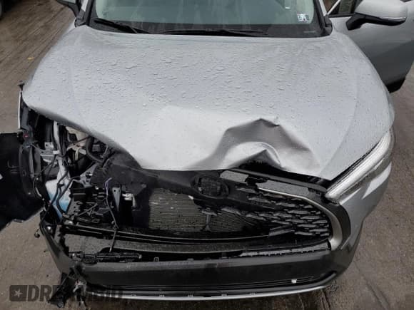 ✅ 2024 Toyota Corolla Cross XLE • VIN: 7MUDAABG9RV118725 • Лот: 91638275. Опубликован ранее на Copart с пробегом 16 895 миль. Бесплатный доступ к архиву аукционных продаж из США и подробный отчёт об истории автомобиля на DreamBid. Изображение 12.