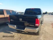 ✅ 2017 Ram 2500 Lone Star • VIN: 3C6UR5DL0HG581667 • Lot: 43709408. Wystawiony na IAAI z przebiegiem 141 647 mil. Bezpłatny archiwum sprzedaży aukcyjnych z USA i szczegółowy raport historii pojazdu na DreamBid. Zdjęcie 16.