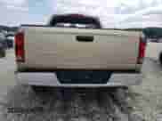 2004 Dodge 1500 SLT z VIN 1D7HA18D14S784671, wystawiony jako Copart lot #69988264 z przebiegiem 121 240 mil mil oraz Szkoda całkowita • Salvage title. Historia ofert i sprzedaży dostępna na DreamBid. Obrazek 6.