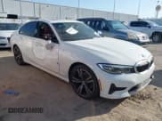 ✅ 2022 BMW 3 Series 330i • VIN: 3MW5R1J01N8C72194 • Lot: 41833596. Listed on IAAI with 24,296 mi. Free auction sales archive from the USA and detailed vehicle history report at DreamBid. Image 1.