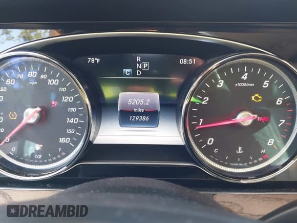 ✅ 2018 Mercedes-Benz E 300 • VIN: WDDZF4JB9JA327236 • Lot: 43470938. Listed on IAAI with 129,386 mi. Free auction sales archive from the USA and detailed vehicle history report at DreamBid. Image 7.