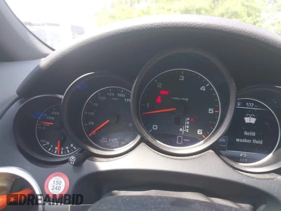 ✅ 2015 Porsche Cayenne Diesel • VIN: WP1AF2A21FLA43203 • Лот: 42219548. Опубликован ранее на IAAI с пробегом 210 000 миль. Бесплатный доступ к архиву аукционных продаж из США и подробный отчёт об истории автомобиля на DreamBid. Изображение 7.