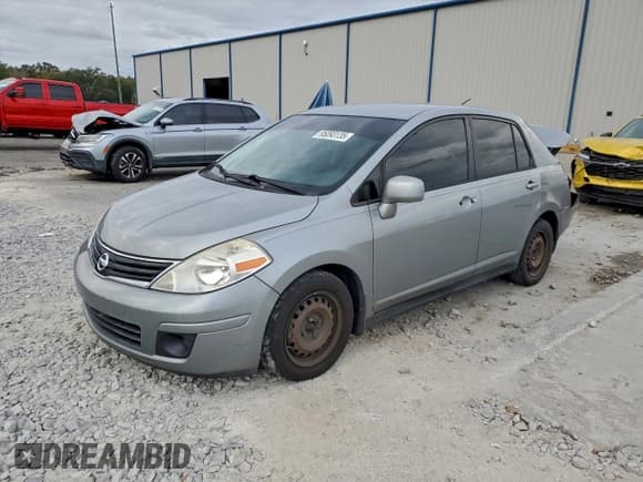 ✅ 2010 Nissan Versa S • VIN: 3N1BC1AP6AL371933 • Lot: 95093135. Listed on Copart with 164,468 mi. Free auction sales archive from the USA and detailed vehicle history report at DreamBid. Image 1.
