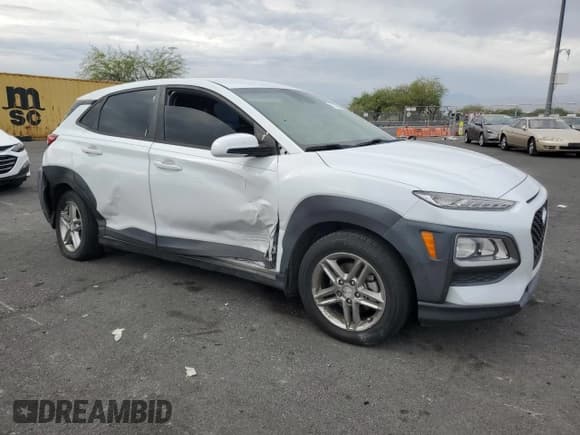 ✅ 2019 Hyundai Kona SE • VIN: KM8K12AA6KU254733 • Лот: 81087865. Опубликован ранее на Copart с пробегом 73 093 миль. Бесплатный доступ к архиву аукционных продаж из США и подробный отчёт об истории автомобиля на DreamBid. Изображение 4.