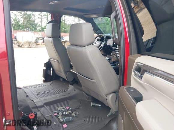 ✅ 2024 Chevrolet Silverado 1500 LTZ • VIN: 1GCUDGEL4RZ247886 • Лот: 42052637. Опубликован ранее на IAAI с пробегом 41 537 миль. Бесплатный доступ к архиву аукционных продаж из США и подробный отчёт об истории автомобиля на DreamBid. Изображение 8.