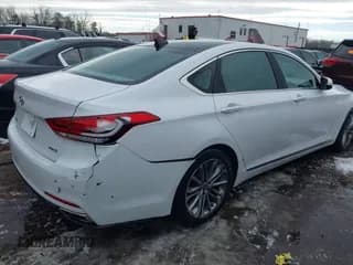 ✅ 2015 Hyundai Genesis 3.8L • VIN: KMHGN4JE0FU070175 • Lot: 41351882. Wystawiony na IAAI z przebiegiem 226 077 mil. Bezpłatny archiwum sprzedaży aukcyjnych z USA i szczegółowy raport historii pojazdu na DreamBid. Zdjęcie 4.