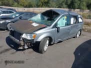 ✅ 2018 Dodge Grand Caravan SXT • VIN: 2C4RDGCG7JR192392 • Lot: 43388260. Wystawiony na IAAI z przebiegiem Nie podano. Bezpłatny archiwum sprzedaży aukcyjnych z USA i szczegółowy raport historii pojazdu na DreamBid. Zdjęcie 17.