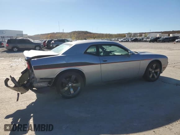 ✅ 2014 Dodge Challenger SXT • VIN: 2C3CDYAG5EH139561 • Lot: 81913514. Wystawiony na Copart z przebiegiem 112 020 mil. Bezpłatny archiwum sprzedaży aukcyjnych z USA i szczegółowy raport historii pojazdu na DreamBid. Zdjęcie 3.