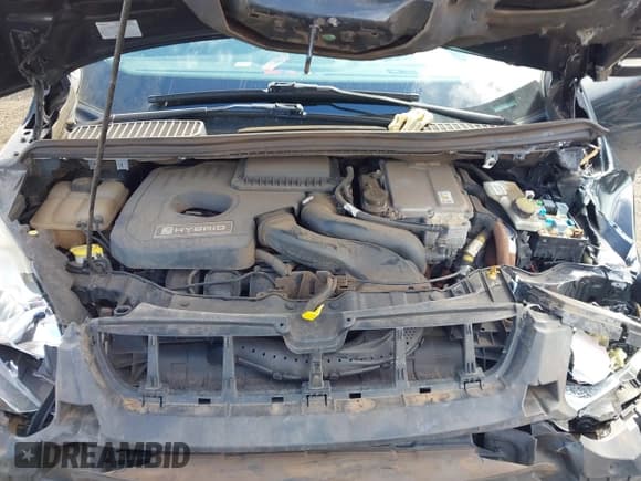 ✅ 2014 Ford C-Max SE • VIN: 1FADP5AU7EL509686 • Lot: 41766192. Wystawiony na IAAI z przebiegiem Nie podano. Bezpłatny archiwum sprzedaży aukcyjnych z USA i szczegółowy raport historii pojazdu na DreamBid. Zdjęcie 10.