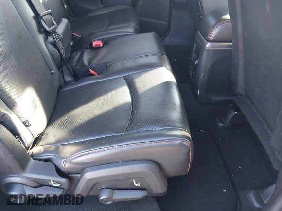 ✅ 2017 Dodge Journey GT • VIN: 3C4PDDEG7HT565246 • Лот: 43621015. Опубликован ранее на IAAI с пробегом 179 643 миль. Бесплатный доступ к архиву аукционных продаж из США и подробный отчёт об истории автомобиля на DreamBid. Изображение 8.