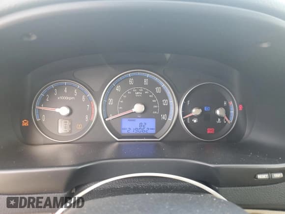 ✅ 2007 Hyundai Santa Fe SE • VIN: 5NMSH13EX7H047903 • Lot: 84261274. Listed on Copart with 219,062 mi. Free auction sales archive from the USA and detailed vehicle history report at DreamBid. Image 9.