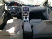 ✅ 2007 Volkswagen Passat 2.0T • VIN: WVWAK73C57P007265 • Lot: 64480075. Wystawiony na Copart z przebiegiem 144 470 mil. Bezpłatny archiwum sprzedaży aukcyjnych z USA i szczegółowy raport historii pojazdu na DreamBid. Zdjęcie 8.