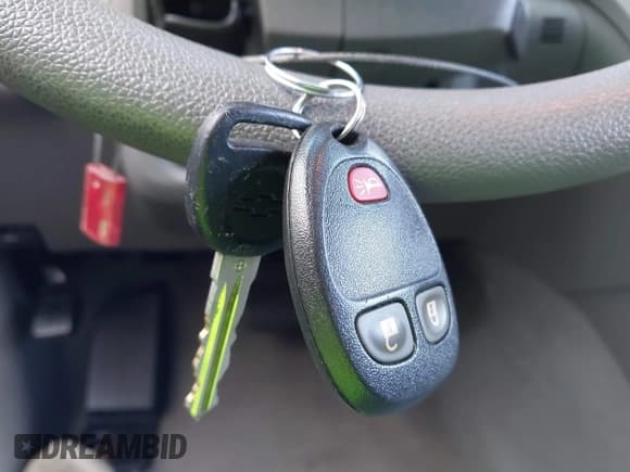 ✅ 2011 Chevrolet Traverse LS • VIN: 1GNKREED5BJ349375 • Lot: 43339348. Wystawiony na IAAI z przebiegiem 170 689 mil. Bezpłatny archiwum sprzedaży aukcyjnych z USA i szczegółowy raport historii pojazdu na DreamBid. Zdjęcie 11.