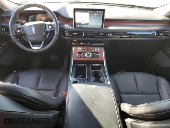 ✅ 2023 Lincoln Aviator Grand Touring • VIN: 5LMYJ8XYXPNL01407 • Лот: 42581955. Опубликован ранее на Copart с пробегом 28 349 миль. Бесплатный доступ к архиву аукционных продаж из США и подробный отчёт об истории автомобиля на DreamBid. Изображение 8.