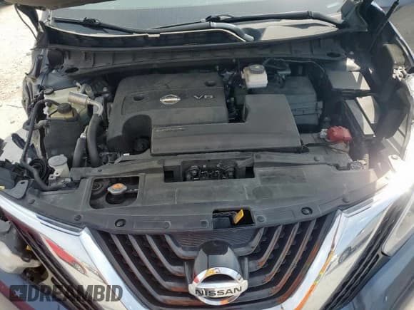 ✅ 2018 Nissan Murano S • VIN: 5N1AZ2MG8JN135661 • Lot: 71736545. Wystawiony na Copart z przebiegiem 121 499 mil. Bezpłatny archiwum sprzedaży aukcyjnych z USA i szczegółowy raport historii pojazdu na DreamBid. Zdjęcie 11.